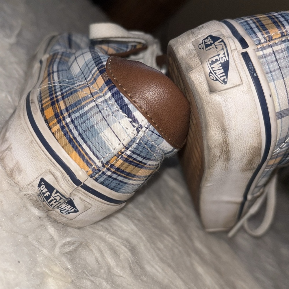 Vans Unisex Plaid & Leather Canvas Sneaker, Size US Men 6.5, US Women 8 - Picture 10 of 16